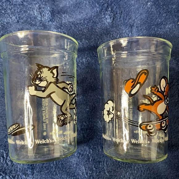 Vintage 1990 Tom and Jerry Tom Skating Welch’s Jelly Jar Drinking Glass 4" Tall - Picture 4 of 6